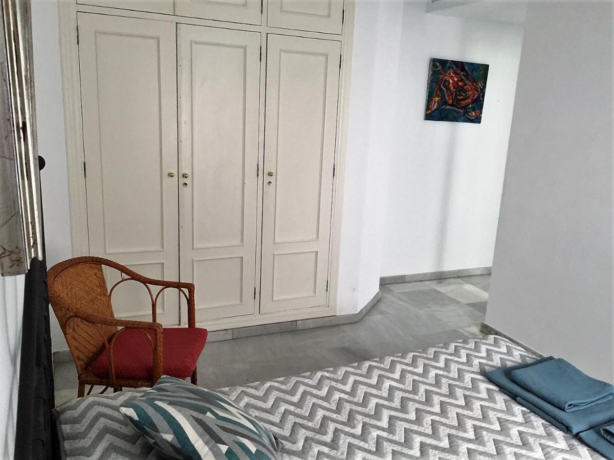Luminoso Y Amplio Apartamento En El Centro Historico De Sevilla Екстер'єр фото